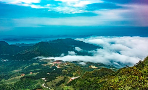 母山一天内可以感受四季的气候（图片来源：vnexpress.net）