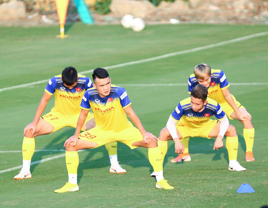 2019球季刚结束，因此恢复球员们的体力是训练过程的关键。（Vietnam+记者元安 摄）