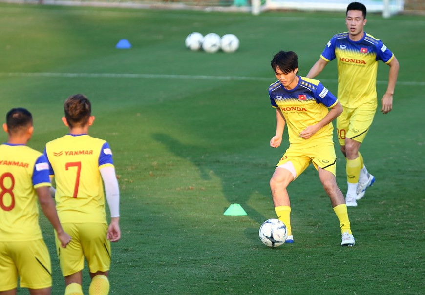 越南队将于11月14日和19日在主场分别迎接阿联酋队和泰国队。（Vietnam+记者元安 摄）