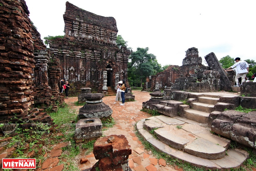 美山圣地吸引了诸多游客的青睐。图自越南画报