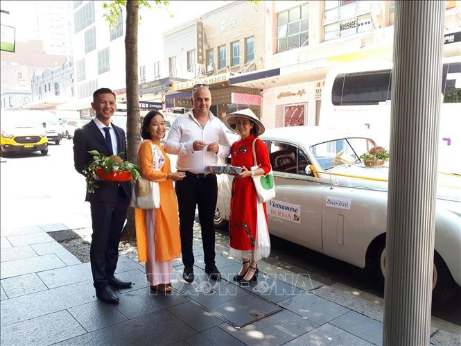 这是在澳大利亚打造越南榴莲果品牌项目的首个活动。图自越通社