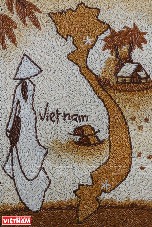 阮氏云的大米画以越南风土人情为主要题材。图自越通社