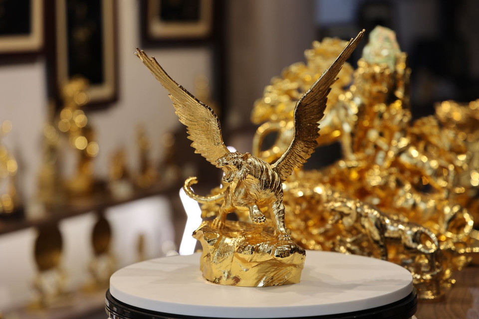 每家商店平均每天接受22到25 个线上线下订单。图自越通社信息报