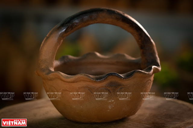 宝竹陶带有浓郁地方文化特色。图自越通社/越南画报