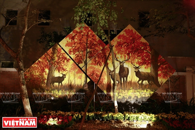 墙绘艺术以其冲出画框的自由、浪漫、舒展、环保且个性化的美感语言被人们所接受。图自越通社/越南画报