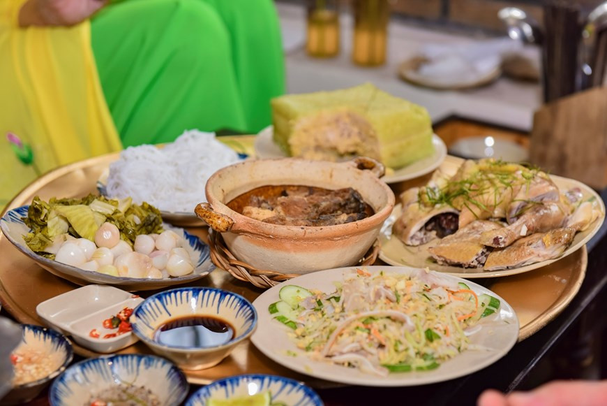 越南过年时的传统美味菜肴。图自 越通社