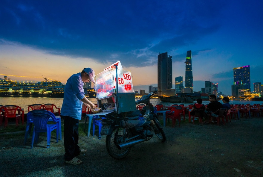 西贡货郎车。图自越南画报