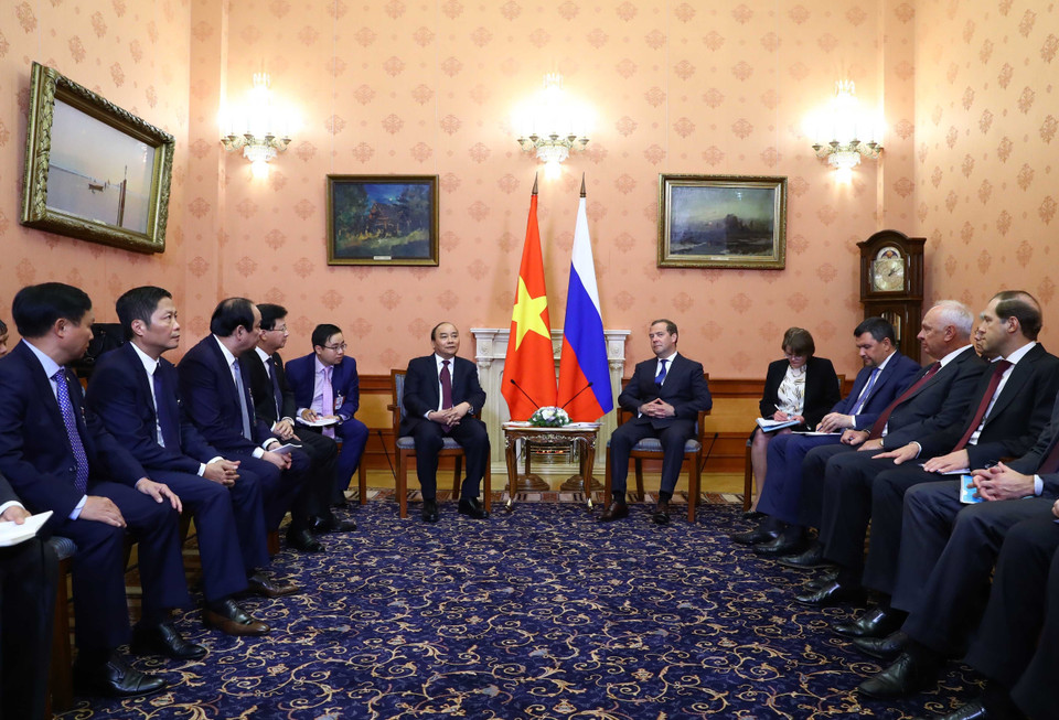 越南政府总理阮春福同俄罗斯总理梅德韦杰夫举行会谈。图自越通社