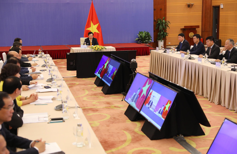 范平明副总理、各部委行业领导出席以视频形式举行的越中双边合作指导委员会第十二次会议。越通社记者 林庆 摄