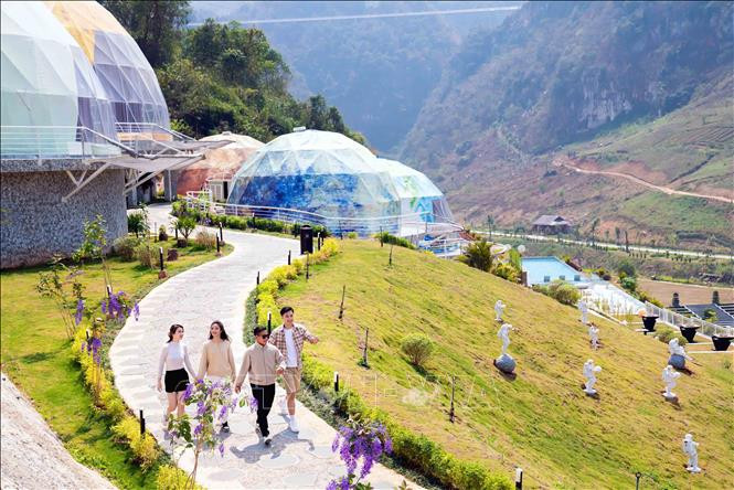 木州岛旅游区吸引众多游客的青睐。图自越通社