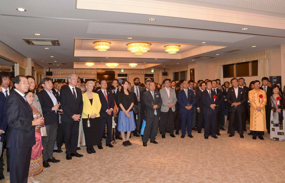 出席越南驻日本大使馆举行九·二国庆节庆祝典礼的宾客。（图片来源：越通社）