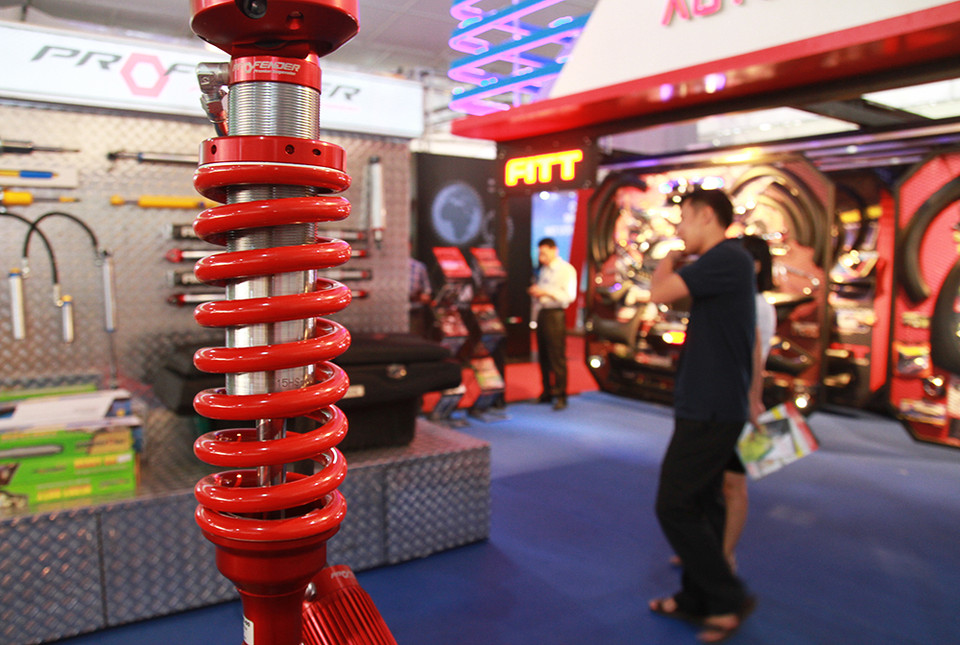 汽车配套技术展区（图片来源：人民报）