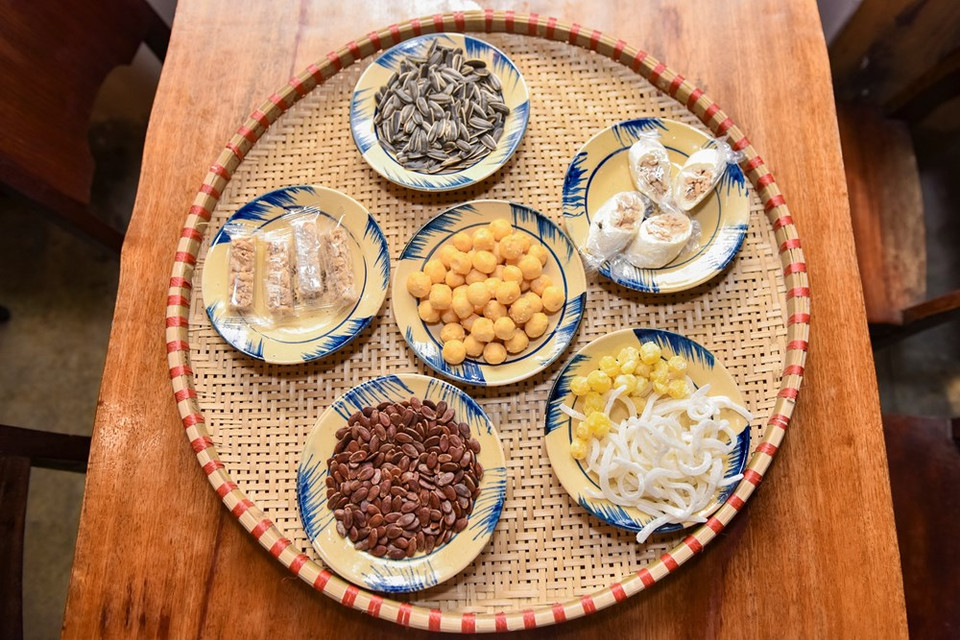 越南各种传统春节零食。图自越通社