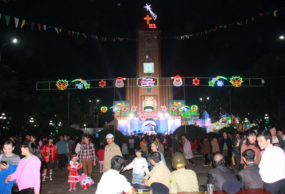 广义省浓厚的圣诞气氛（图片来源：越通社）