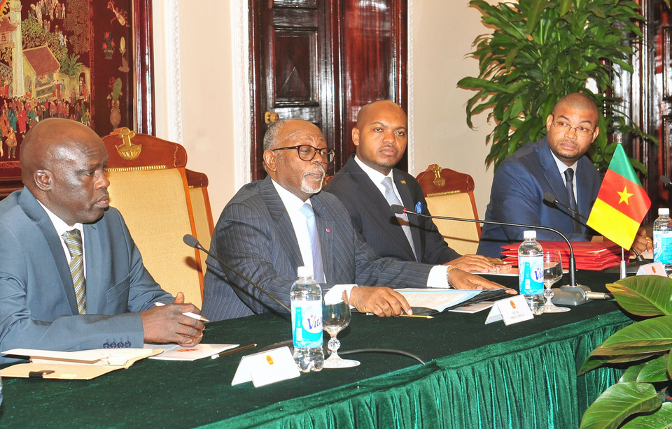 喀麦隆对外关系部长姆贝拉•姆贝拉•勒热纳。（越通社记者阮康 摄）