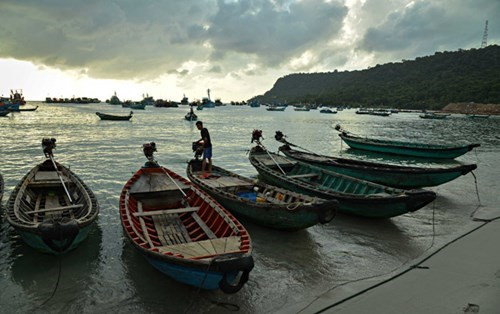 土珠岛民以捕捞、养殖和海产加工为谋生之计。（图片来源：《人民军队报网》）