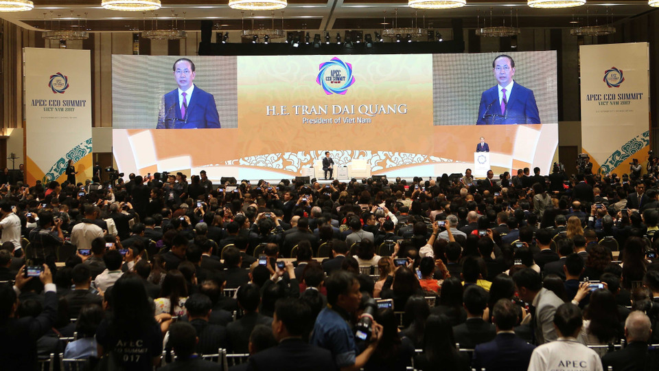 陈大光在2017年APEC工商领导人峰会上致辞。（图片来源：越通社）