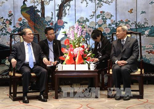  阮生雄主席已会见了广东省人大常委会主任黄龙云。（图片来源：越通社）