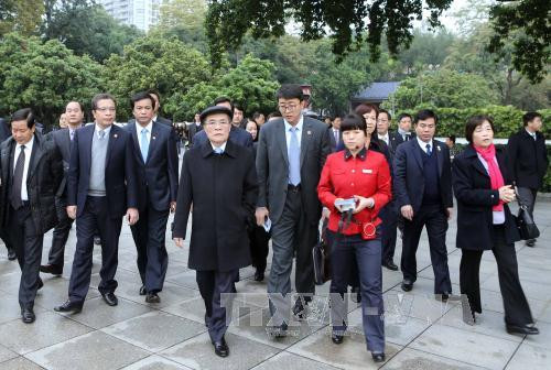  阮生雄主席参观孙中山纪念馆等。（图片来源：越通社）