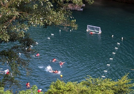 水球游戏（图片来源：人民军队报）