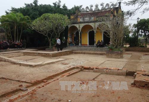 自11月15日以来，专家们在位于洪明乡的陈祠（即泰陵）周围600平米面积进行考古发掘。