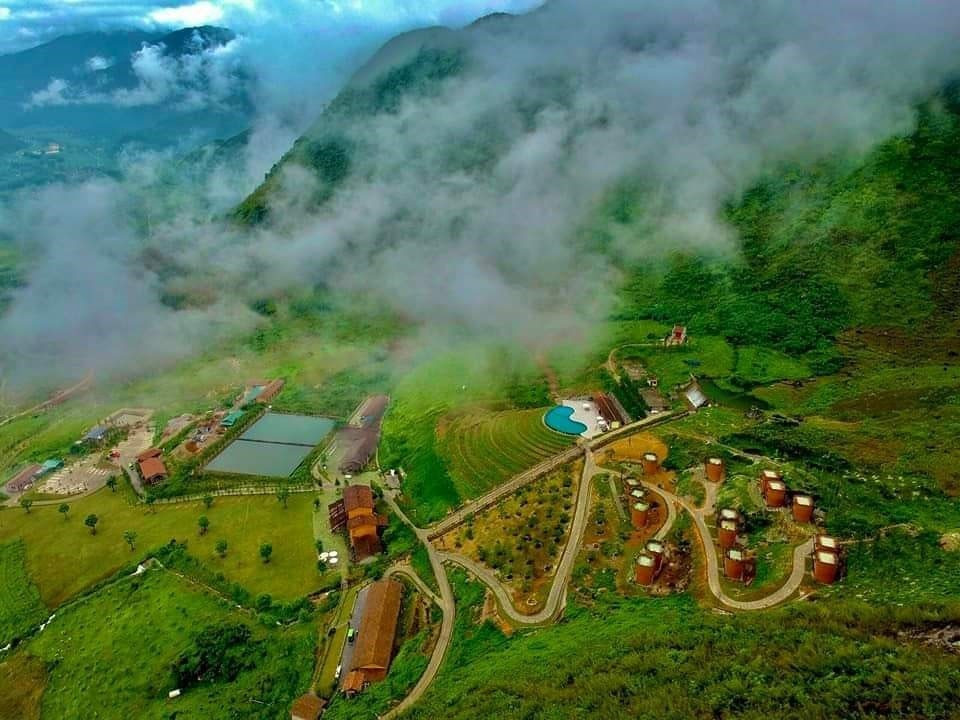 该度假村位于河江省管箔县同河乡章金区。图自 越通社