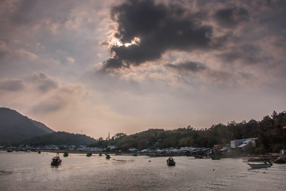 今日坚海岛县的竹岛。越通社记者 唯姜 摄