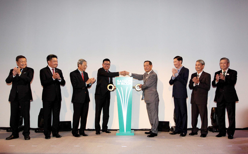 2016年8月1日晚，由新加坡吉宝集团投资兴建的 Saigon Centre 贸易中心正式投运。越通社记者 清武 摄