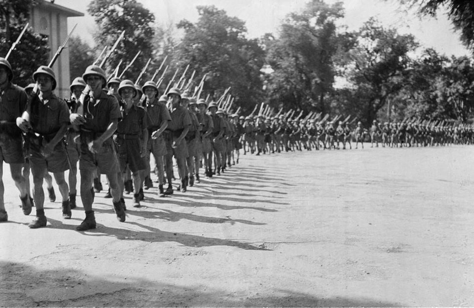 越南武装力量进行训练。图自越通社