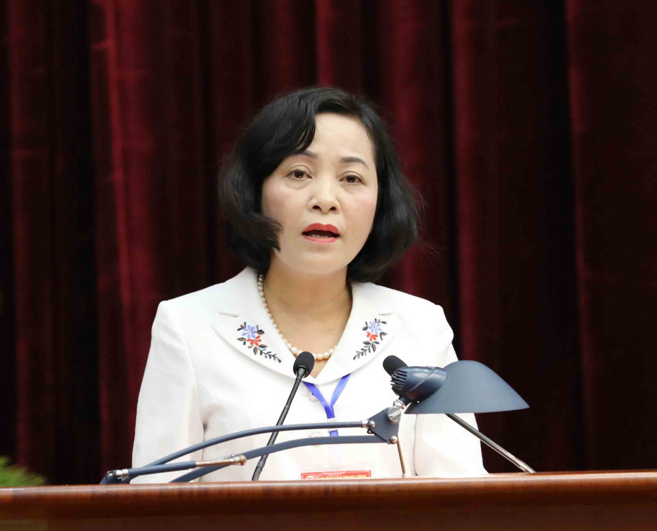 宁平省委书记阮氏青在会上发表讲话。越通社记者 芳花 摄