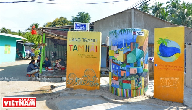 壁画为三海岛乡注入新活力。越通社记者 清和 摄