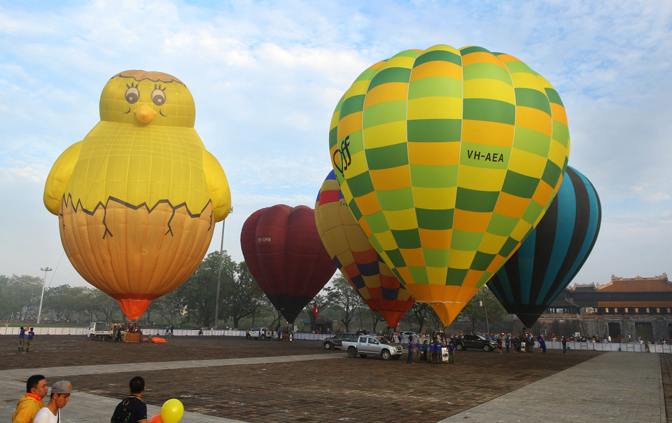 2017年国际热气球节在顺化市举行。（图片来源：越通社）