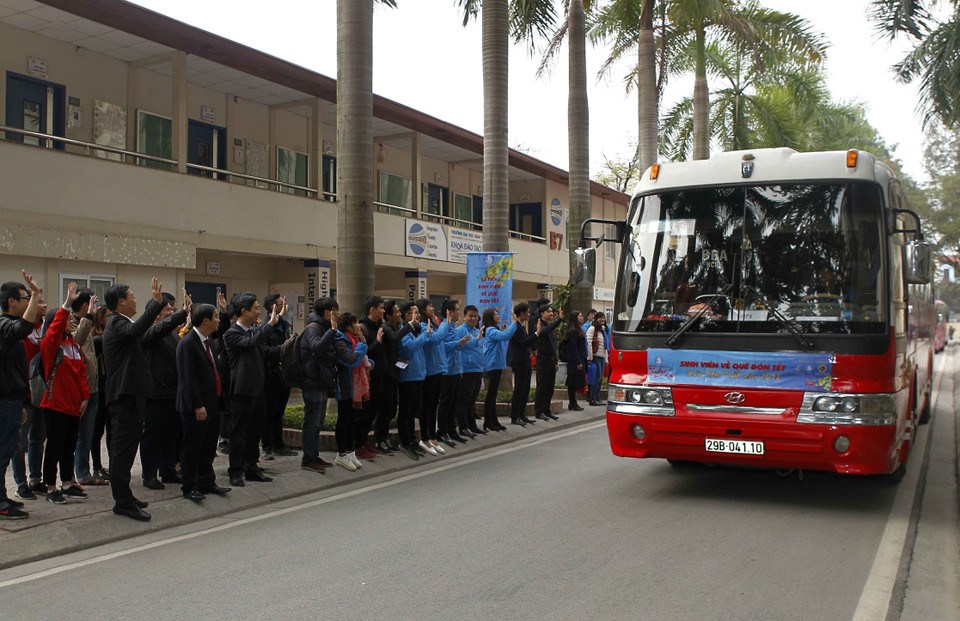 发车仪式现场。越通社记者 文​碟 摄