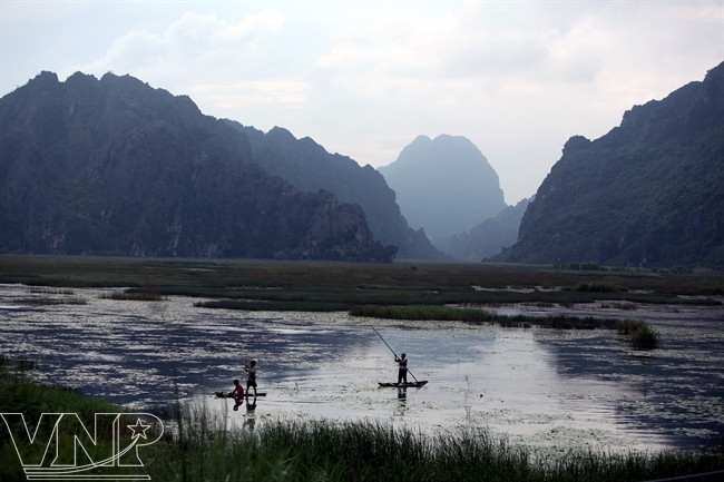 夕阳余晖熄灭时分的云龙美景（图片来源：越通社）