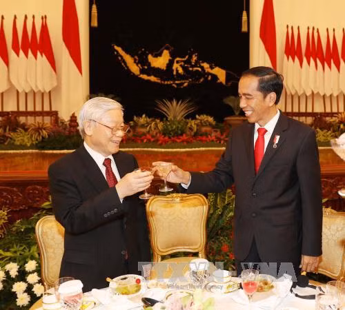 阮富仲参加印尼总统主办的招待宴会。（图片来源：越通社） 