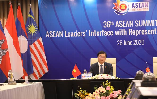 东盟领导人与东盟青年领袖代表对话会26日召开。图自 越通社