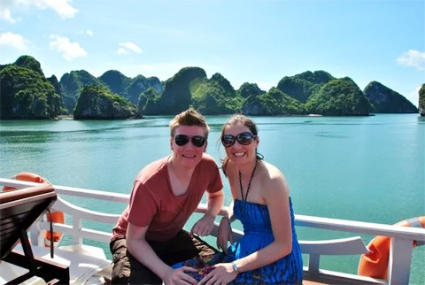 下龙湾——最受国际游客欢迎的旅游目的地（图片来源：民智报）