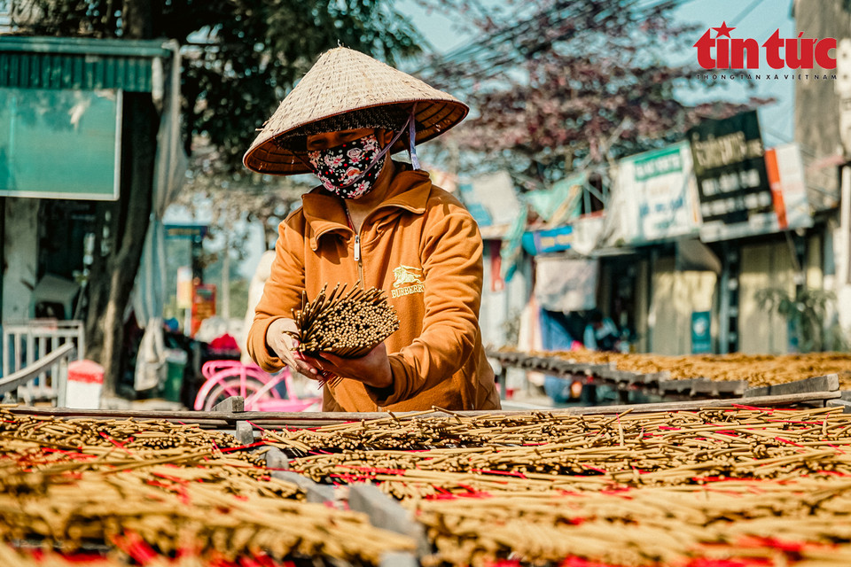 广富球佛香传统手工艺村已有100年，同当地人民的生活密切相连。图自越通社信息报