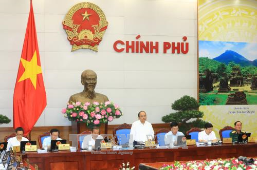 越南政府总理阮春福​在会议上发表讲话。（图片来源：越通社）