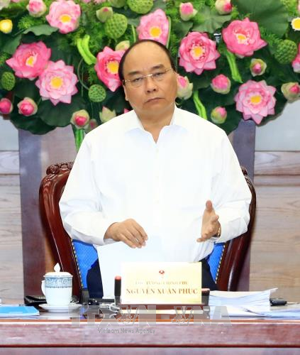 越南政府总理阮春福​在会议上发表讲话。（图片来源：越通社）