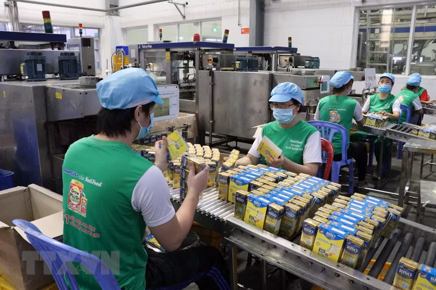 平阳省NutiFood营养食品股份公司生产活动增长8.2%。图片来源：越通社