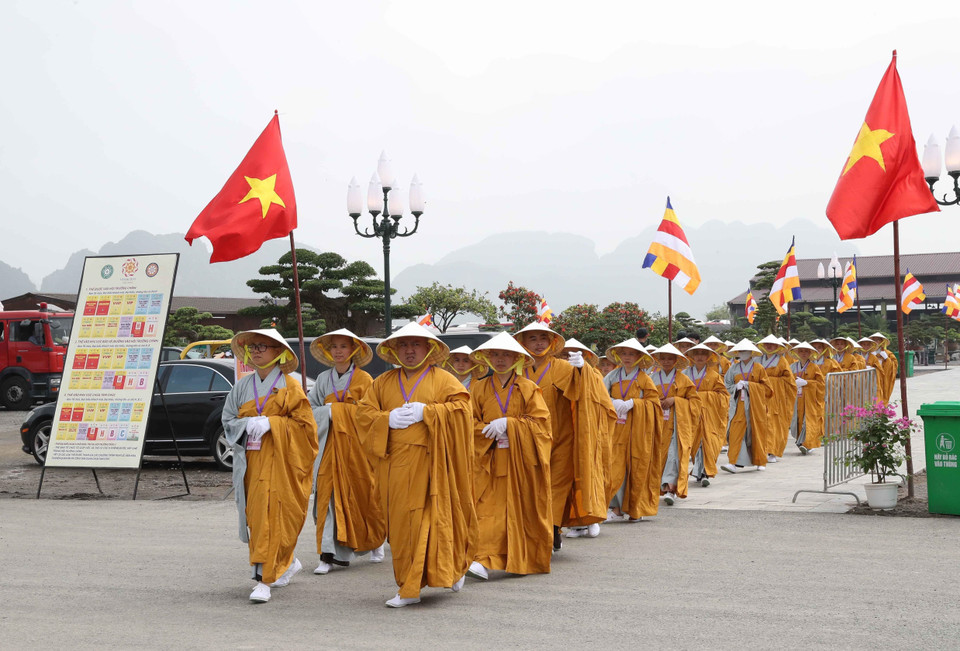 参加2019年联合国卫塞节的僧尼、佛家弟子。图自越通社