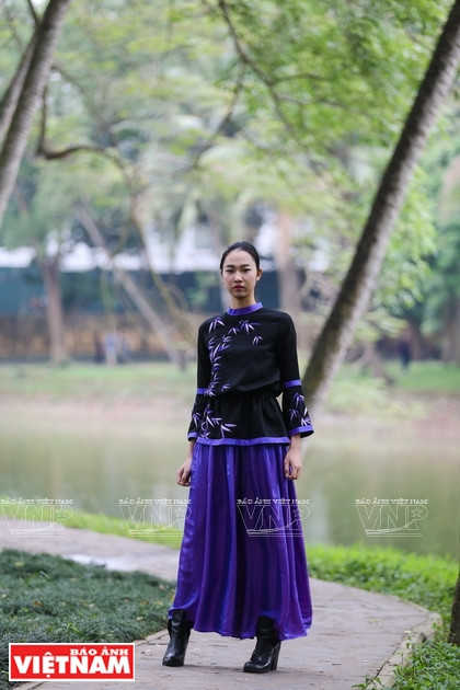2019年秋冬季越南时尚风格。图自《越南画报》