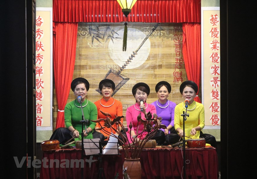 歌筹在越南传统音乐宝藏中占有特殊的位置。在20世纪之前该艺术类型在越南文化生活中非常流行。Vietnam+记者秋鸳 摄