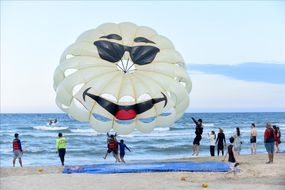 岘港国际烟花节期间，岘港市国际游客到访量突增。图自 《越南画报》