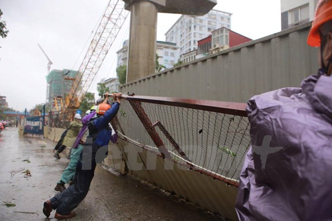 工程被台风摧毁。（图片来源：越通社）