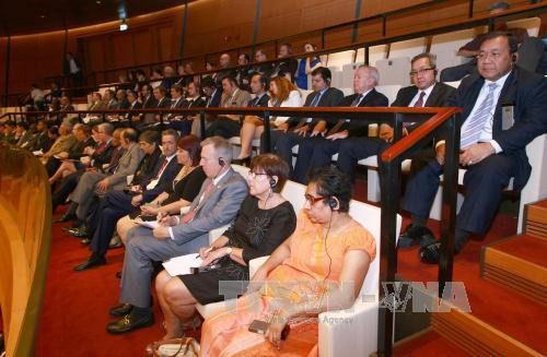 出席第十四届国会第一次会议的国际客人。（图片来源：越通社）