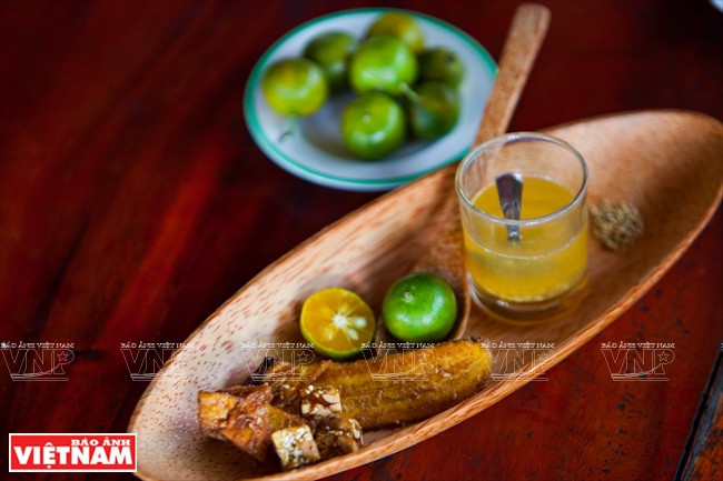 前江省龙眼花蜜蜂牌。图自《越南画报》 