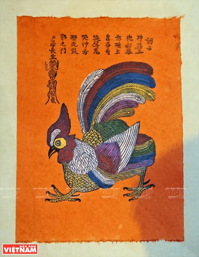展览会展出的作品。图自《越南画报》