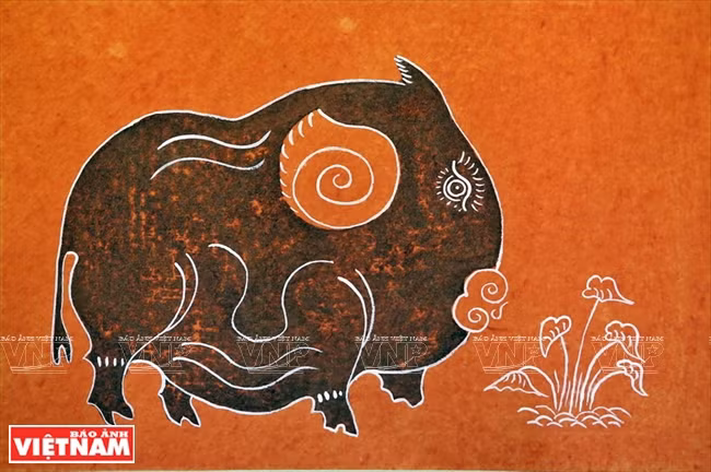 展览会展出的作品。图自《越南画报》
